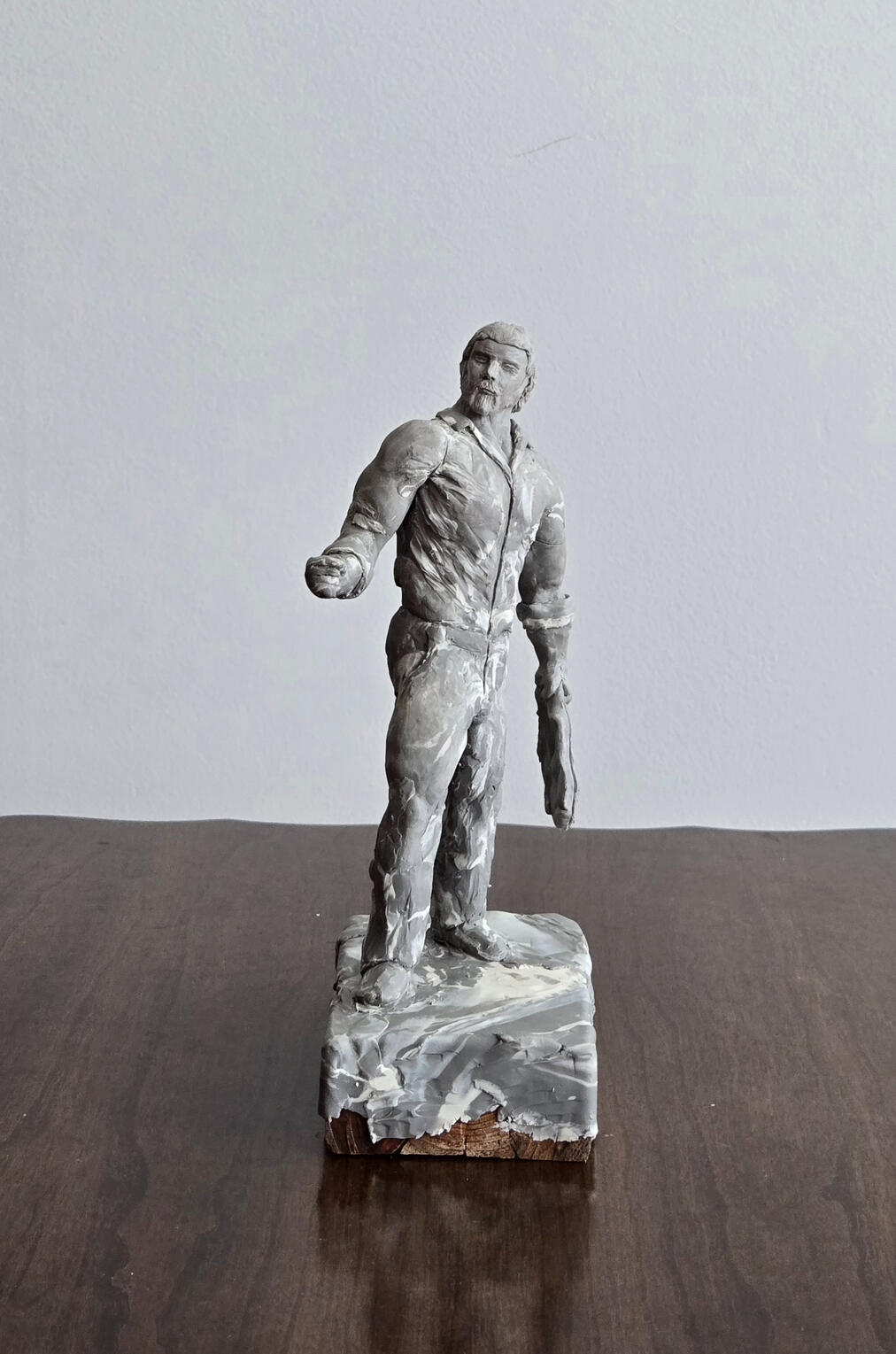 AEN MISHKAMAKAYT (in progress) – One-eighth scale maquette. Polymer clay. (24 cm x 15 cm x 13 cm)